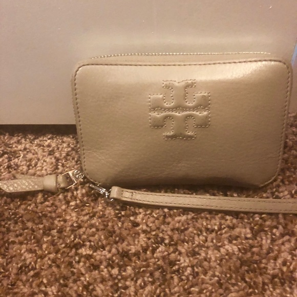 Tory Burch Wallet - Picture 1 of 6